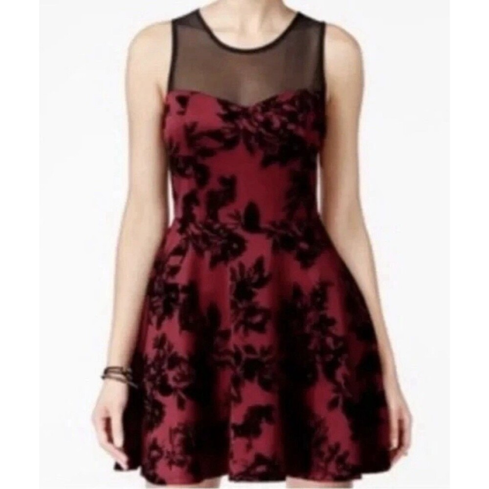 Trixxi Juniors Size 3 Illusion Velvet Print Fit Flare Dress Black Wine